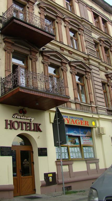 Hotelik Parkowy Lehnice Exteriér fotografie
