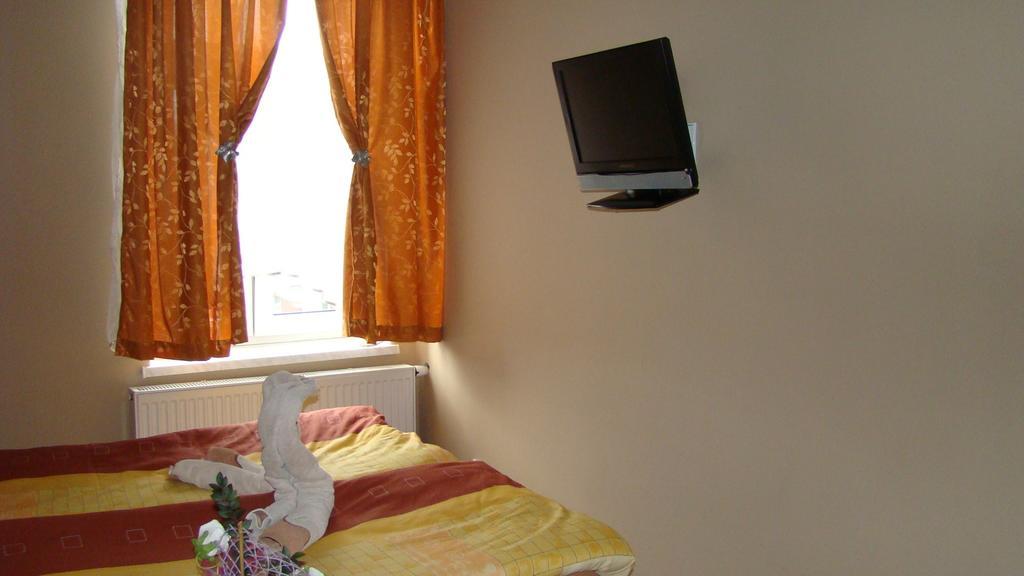 Hotelik Parkowy Lehnice Pokoj fotografie